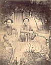 Asie du Sud-Est - Cochinchine, chasseurs et tigre abattu - Toute utilisation et droit réservés par © Photothèque Ducatez