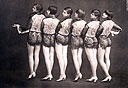 Danseuses de burlesque par Mager à Berlin vers 1925